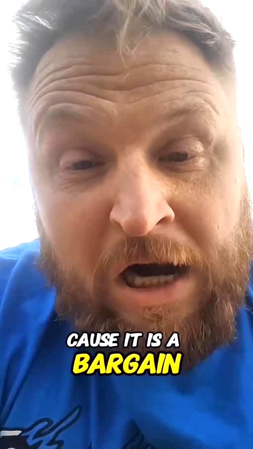 Video thumbnail showing a customer review for Straight Up Sites
